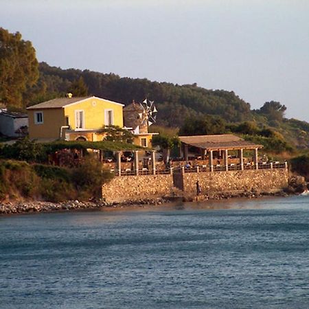 Paleopalace Paleokastritsa Buitenkant foto